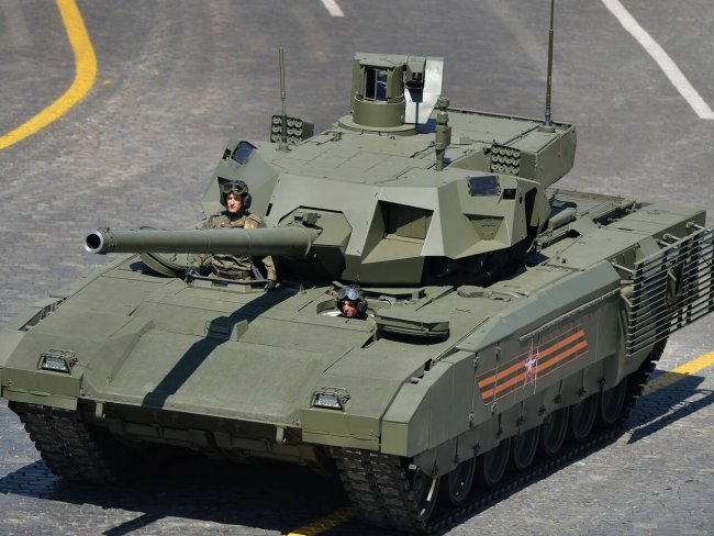 Россия перебросит на фронт танки Т-14 “Армата”