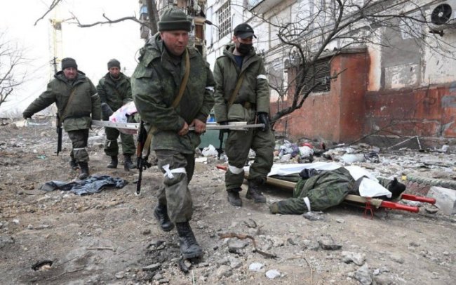 В Луганську окупанти розмістили шпиталі в пологових будинках