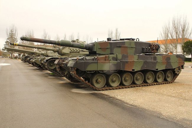 Норвегія відправить Україні танки Leopard до кінця березня