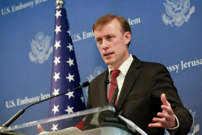 Белый дом обсудил с оборонной индустрией США инновационное оружие для Украины — СМИ   