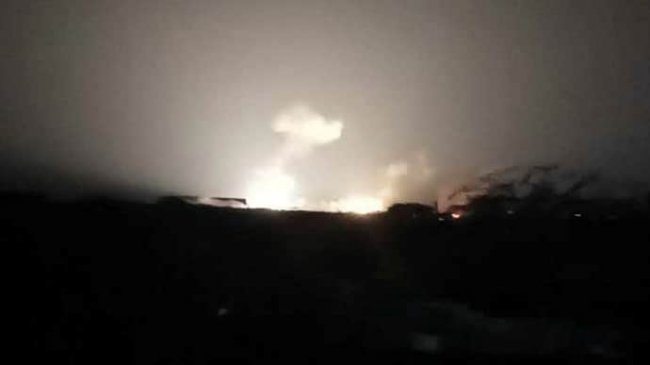 США и Великобритания нанесли мощные удары по военным базам хуситов в Йемене
