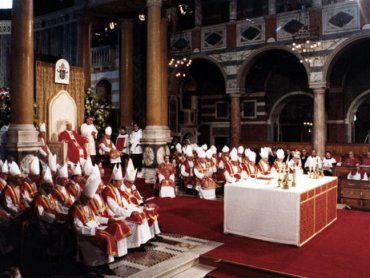 Католическая церковь хочет канонизировать еще трех новых святых