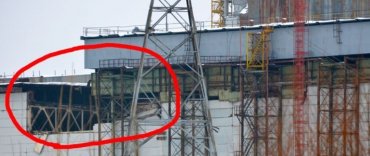 На Чернобыльской АЭС обвалились несколько бетонных панелей с четвертого энергоблока