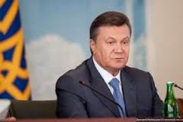 Янукович призвал к «укреплению позиций» украинского языка