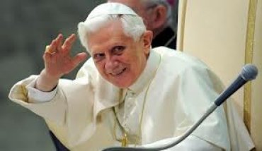 Сегодня Папа Римский в последний раз обратится к верующим