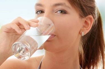 Почему важно пить много воды зимой?