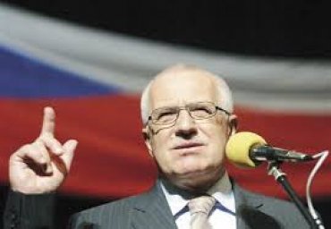 Президента Чехии хотят обвинить в измене родине
