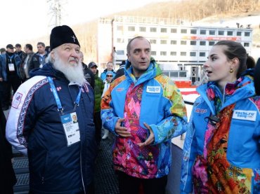 Патриарх Кирилл назвал неправомерной критику Олимпиады за ее языческие корни