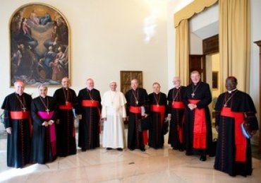 Папа Франциск созвал новое заседание Совета кардиналов по подготовке реформ в Ватикане