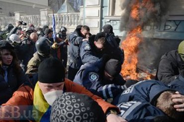 Партия регионов пожаловалась мировому сообществу на Майдан