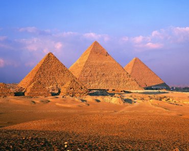 Британский инженер уверен, что пирамиды строили изнутри