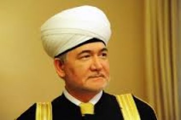 Главный муфтий России просит Путина разрешить школьницам носить хиджаб