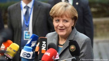 Меркель подтвердила сроки вступления в силу новых санкций против России