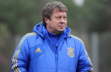 Тренер сборной Украины получил повестку в армию
