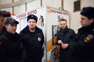 Навального задержали за «попытку нарушения» общественного порядка