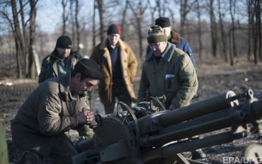 Боевики ЛНР заявили об отводе тяжелого вооружения