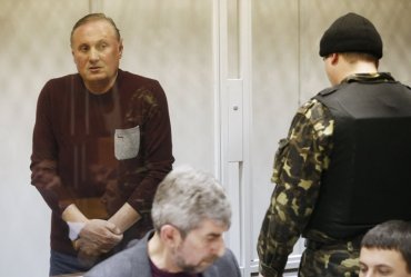 Сегодня Ефремова могут снова взять под арест