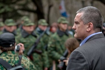 Аксенов угрожает Порошенко «военным трибуналом»