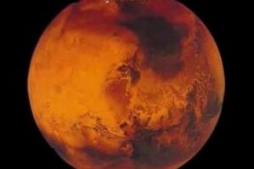 Ученые: Путешествие на Марс становится все более опасным