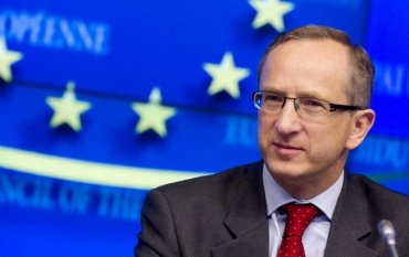Евросоюз раскритиковал принятый вчера Радой закон об электронных декларациях чиновников