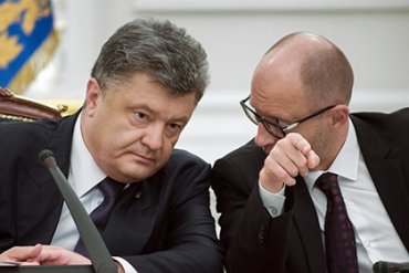 Порошенко пообещал в трехмесячный срок уволить Яценюка