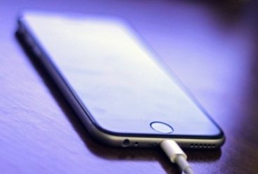 Будущие iPhone обзаведутся технологией зарядки по воздуху