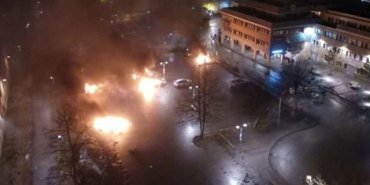 Полиция применила оружие против протестующих в Стокгольме