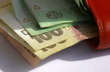 «Минималка» 4100 гривен: Розенко дал прогноз по росту зарплат в Украине