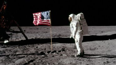 Астронавты уже покинули 181 000 тонн мусора на Луне