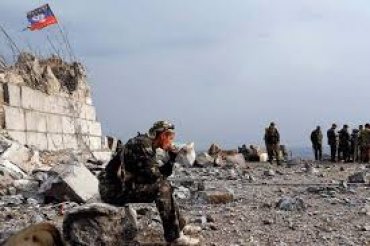 На Донбассе двое боевиков из России подорвались на собственных минах