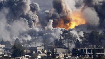 Российская авиация бомбит Сирию бочками