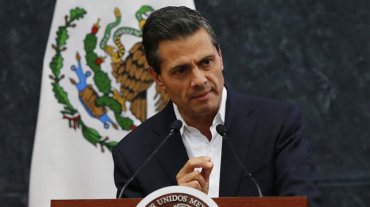Президент Мексики отменил визит в США после разговора с Трампом