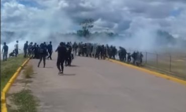 В Венесуэле на границе произошли столкновения с жертвами