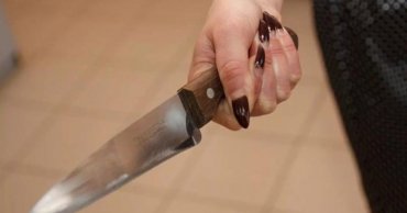 30 ножевых: Женщина так и не объяснила, за что она жестоко расправилась с любовником