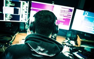 Хакер из Николаева два года атаковал PornHub, Ozon, и десятки других сайтов