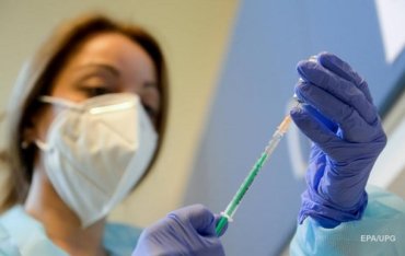 Назван срок прибытия в Украину вакцин AstraZeneca