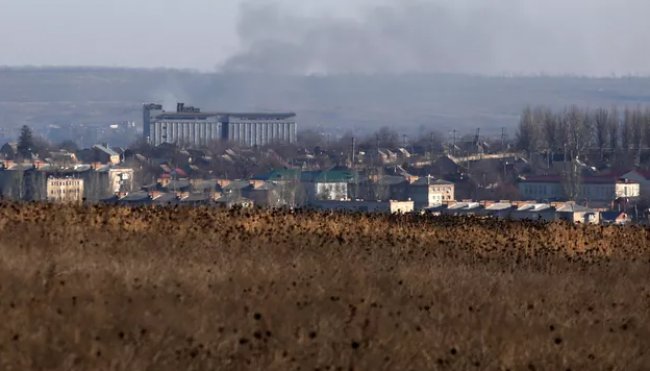 У “ДНР” заявили про оперативне оточення Бахмута: Пригожин спростував
