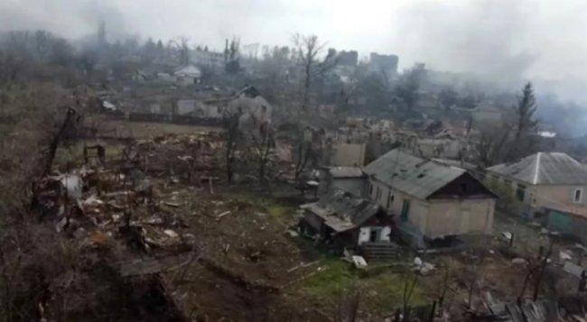 На Луганщине оккупанты расстреливают пустые села: чего они хотят