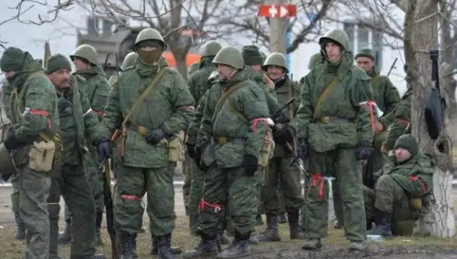 Российские командиры торгуют отпусками с фронта: $1000 за несколько дней
