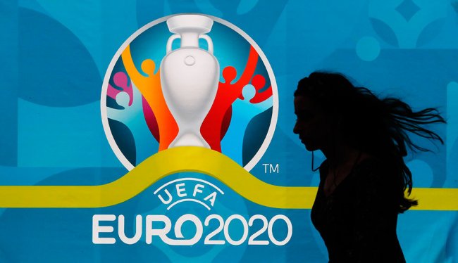 УЄФА Євро 2020 – барвистий турнір у складних умовах