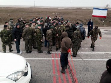 Наблюдателей ОБСЕ встретили стрельбой на въезде в Крым