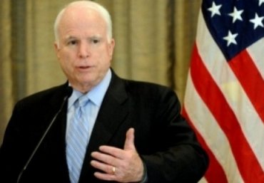 Сенатор Маккейн уверен, что Украине нужна военная помощь