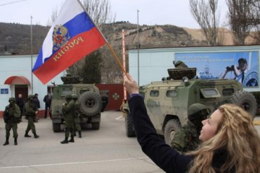 В Севастополе взяли штурмом штаб ВМС Украины