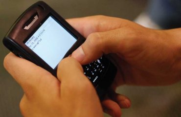 Ученые выяснили, как SMS сокращают жизнь человека