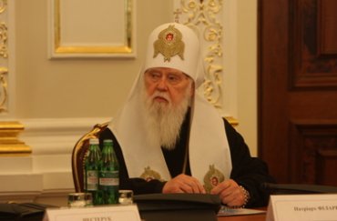 Патриарх Филарет наградил Надежду Савченко орденом Святого Георгия Победоносца