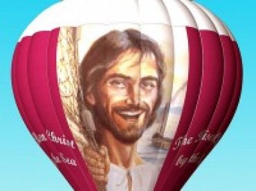 В США ко дню Пасхи запустят воздушный шар с «улыбающимся Иисусом»