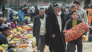 Президент Таджикистана посоветовал народу запасаться продуктами