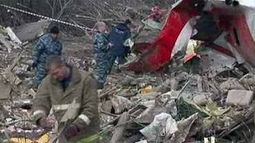 Выживших в авиакатастрофе под Смоленском расстреливали на месте, – польские СМИ