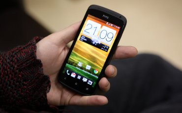 HTC One S: самый тонкий в мире
