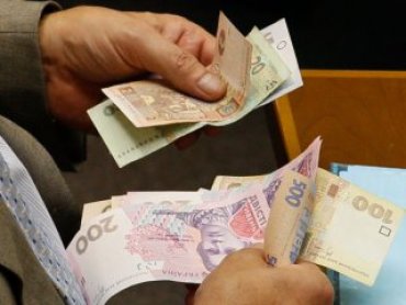 Кабмин утвердил среднюю зарплату для украинцев за январь